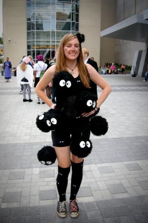 Soot Sprite Costume, Sprite Costume, Dust Sprites, Ghibli Halloween, Spirit Costume, Duck Costumes, Soot Sprite, Ghibli Studio, Diy Costumes Kids