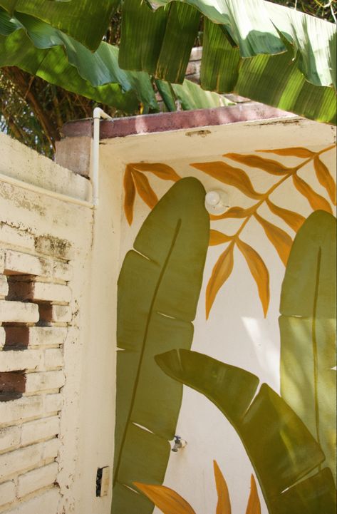 Hostel Wall Painting, Hammock Balcony, Mural Outdoor, Terrace Wall, Tropical Mural, Jamaican Restaurant, Mini Cafe, House Dining Room, Staircase Wall