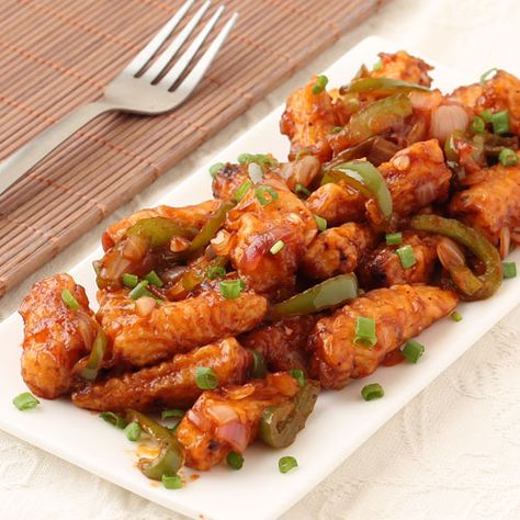 Baby Corn Manchurian - Perfect Dish to Serve as Snack or Starter - Step by Step Photo Recipe - Mild Crispy and Crunchy Fresh Baby Corns in with Spicy Chilli Sauce, Soy Sauce and Tomato Ketchup. Manchurian Recipe, Baby Corn, Green Banana, Corn Recipes, Indian Snacks, Indian Cooking, Veg Recipes, Indian Dishes, Edamame