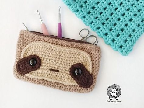 Sloth Hook Case - Free Crochet Pattern - Share a Pattern #crochet #pattern #shareapattern #crocheting #cochetpattern #yarn #bag Crochet Bags Easy, Crochet Pencil Case, Cup Cozy Pattern, Crochet Sloth, Crochet Hook Case, Crochet Cup Cozy, Easy Patterns, Free Crochet Bag, Crochet Decrease