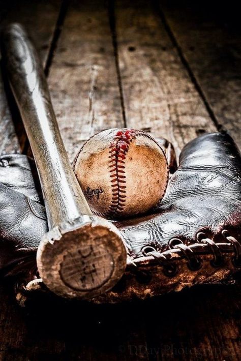 Daily Man Up (28 Photos) - Suburban Men Baseball Wallpaper, Baseball Photography, Baseball Quotes, Baseball Posters, Baseball Pictures, Baseball Art, Baseball Boys, Sports Day, Sports Pictures