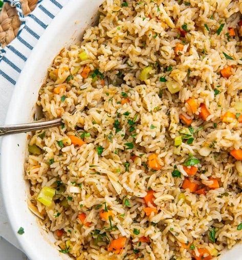 Pilaf Rice, Buttery Rice, Side Dishes For Fish, Side Dishes For Ham, 40 Aprons, Rice Pilaf Recipe, Rice Side Dish Recipes, Pilaf Recipes, Rice Side Dishes