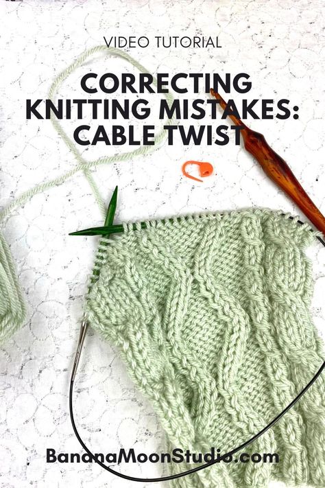 Knit Stitches For Beginners, Knit Cables, Knitted Blanket Squares, Knitting Hacks, Knitting Basics, Cable Knit Scarf, Cable Needle, Cable Knitting, How To Knit