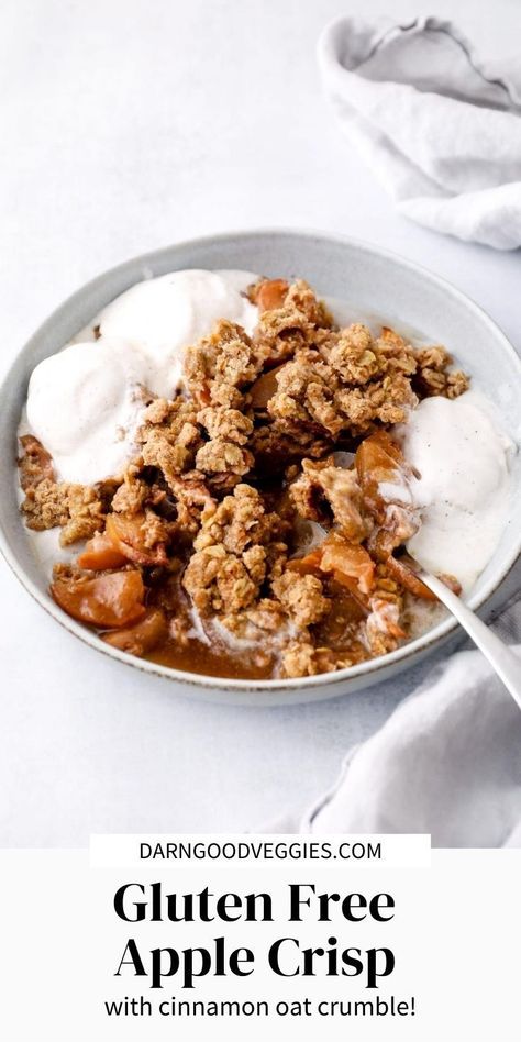 Sugar Free Apple Crisp, Apple Pear Crisp, Healthy Apple Crisp, Gluten Free Apple Crisp, Gluten Free Apple, Low Sugar Desserts, Oat Crumble, Free Friends, Baked Fruit