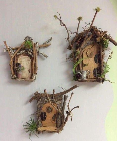 Opening Fairy Doors, Fairy Doors On Trees, Crystal Door Knob, Fairy Garden Doors, Fairy Tree Houses, Fairy Garden Kit, Fairy Garden Furniture, Fairy Garden Designs, Fairy Garden Crafts