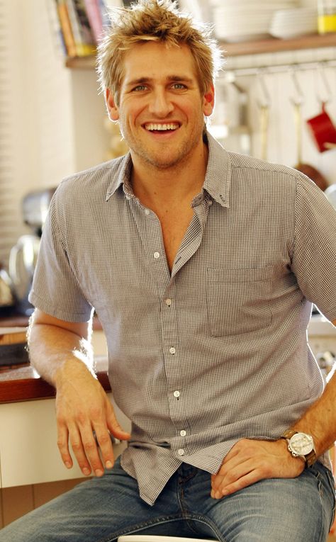 Curtis Stone - Food Network Jesse Spencer, Curtis Stone, Scallop Recipes, Giada De Laurentiis, Liam Hemsworth, Celebrity Chefs, Yesterday And Today, Hugh Jackman, Hottest Celebrities