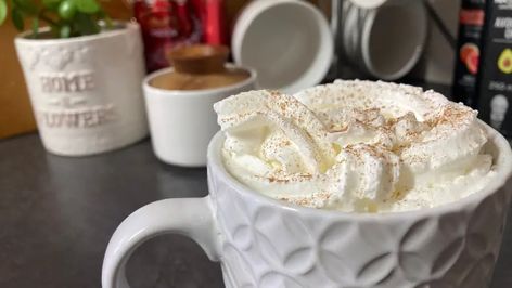 Best Snickerdoodle Latte Recipe: Easy Homemade Coffee - Steaming Hot Brew Espresso Recipes, Snickerdoodle Cookie, Cinnamon Coffee, Homemade Coffee, Frothing Milk, Latte Recipe, Snickerdoodles, The Coffee, Easy Homemade