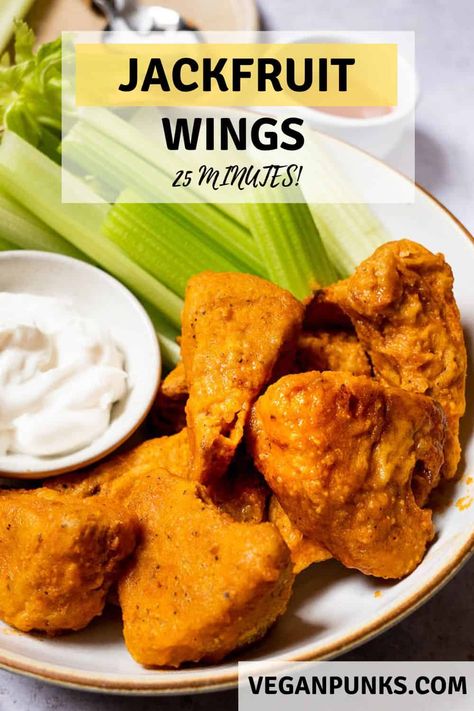 The best vegan fried jackfruit wings that take just 25 minutes. Perfect in the air fryer! Jackfruit Wings, Jackfruit Fried Chicken, Fried Jackfruit, Jackfruit Chicken, Vegan Buffalo Sauce, Vegan Jackfruit, Vegan Buffalo Cauliflower, Cheap Vegan Meals, Jackfruit Recipes