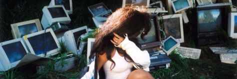 ໊ on Twitter: "This album photoshoot is so pretty. Sza really devoured this one.… " Sza Singer, Tattoos Infinity, Tattoos Geometric, Mötley Crüe, Doja Cat, Birthday Photoshoot, Fav Celebs, Photo Dump, Music Artists