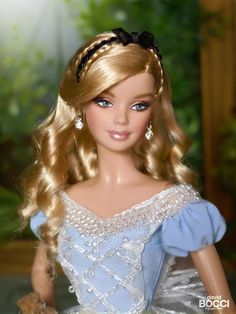 Barbie Coquette, Alice Alice In Wonderland, Old Barbie Dolls, Custom Barbie, Disney Princess Dolls, Barbie Outfits, Doll Aesthetic, Glamour Dolls, Barbie Vintage