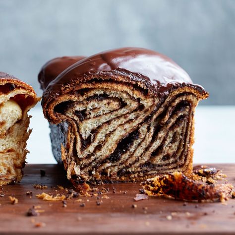 This best-ever chocolate babka recipe from Melissa Weller at Sadelle’s in New York City gets great flavor from chocolate cookie crumbs in the swirl and a swath of chocolate glaze. Babka Cake, Babka Recipe, Chocolate Wafer Cookies, Mixer Recipes, Chocolate Babka, Winter Comfort Food, Wafer Cookies, Chocolate Wafers, Shabbat Shalom