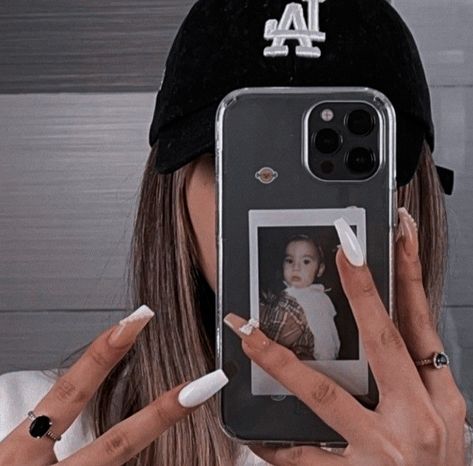 Black Bratz, Homemade Phone Cases, Picture Phone Cases, Transparent Iphone Case, Photo Phone Case, Transparent Iphone, Alexandra Trusova, Girly Phone Cases, Iphone Obsession