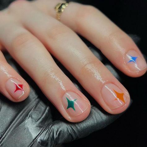 Cute Beach Nails, Short Nails Inspo, Clear Nail Designs, Ideas For Short Nails, Minimal Nails Art, Natural Nail Designs, Mens Nails, Hippie Nails, Hard Nails