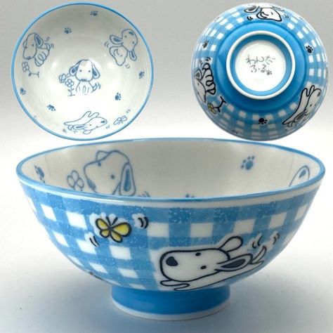 Small Dishes, Pretty Bowls, Blue Painted Pottery, Cute Dinnerware, Paint Bowl Ideas, Cool Bowls, Cute Dishware, Items To Buy, Ceramic Bowl Painting