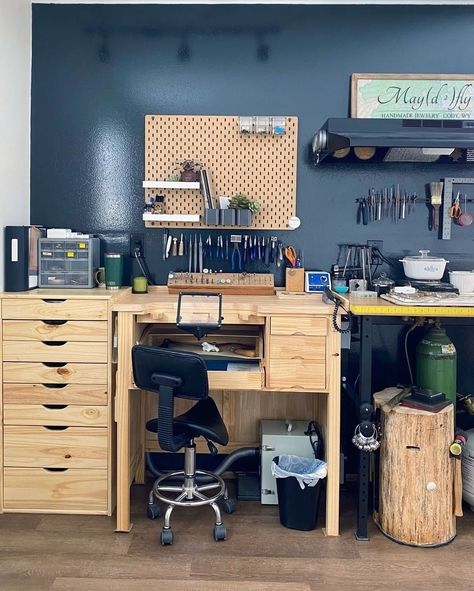 Jewelry Studio Space, Jewelry Studio Organization, Jewelers Workbench, Armoire Diy, Art Studio Storage, Workspace Studio, Design Studio Workspace, Work Space Organization, Art Studio At Home