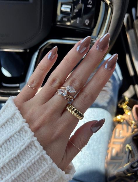 Latte Chrome Nails, Light Brown With Chrome Nails, Brown Nails Acrylic Chrome, Brown Nail With Chrome, Fall Brown Nails With Chrome, Nail Ideas November, Brown French Tip Nails Almond Chrome, Tan Chrome Nails, Lux Nails