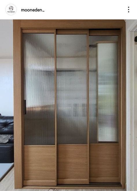 Wooden Home Decor, Door Design Modern, Wooden Home, Japandi Style, Partition Design, Flute Glass, Sliding Glass Door, Sliding Door, Tahiti