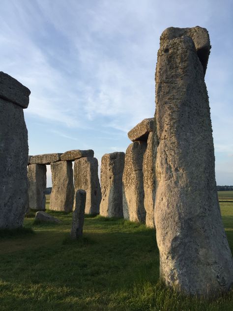 Stone Henge Aesthetic, Stone Henges, Stone Henge Sketch, Stone Henge Art, Salisbury England, Stonehenge Illustration, Stonehenge Map, Perspective Photography, London Aesthetic