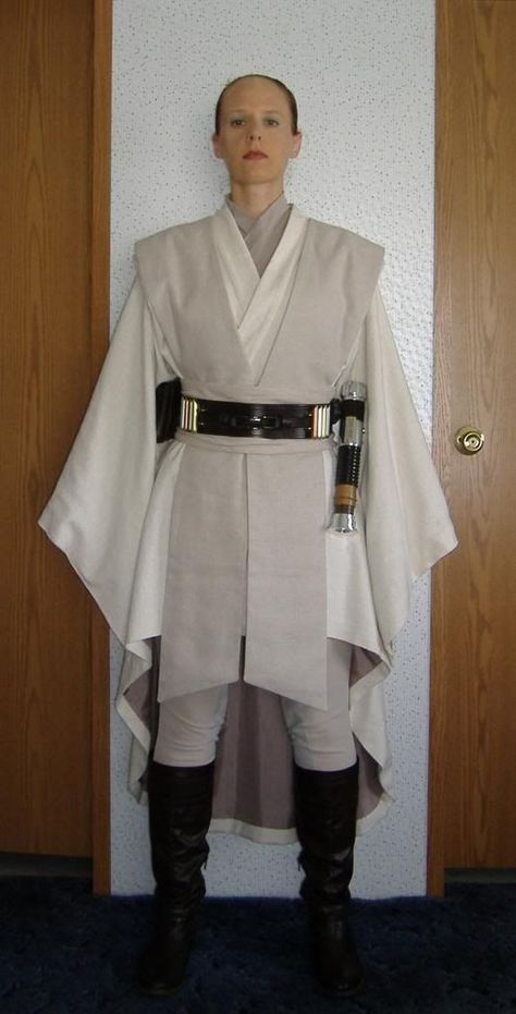 Star Wars Mashup, Sith Costume, Jedi Tunic, Sith Cosplay, Female Jedi, Disfraz Star Wars, Jedi Outfit, Jedi Robe, Jedi Cosplay