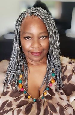 Front Cornrows, Short Box Braids Bob, Grey Box Braids, Grey Hair Braids, Style Box Braids, Purple Box Braids, Brown Box Braids, Box Braids Bob, Braids Color