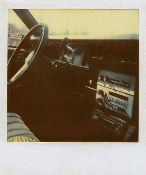 Polaroid Photography, Polaroid Pictures, Polaroid Photos, Instant Film, Life Is Strange, Photography Inspo, Mind Blowing, Aesthetic Photo, Graphic Design Inspiration