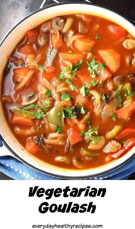 Top down view of vegetarian goulash in white pot. Vegetarian Hungarian Goulash, Vegetarian Goulash, Vegan Goulash, Goulash Recipe, Goulash Recipes, Goulash, Soups And Stews, Gravy, Stew