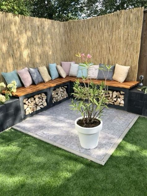 Creative Gardening | A quiet corner to relax 😇 | Facebook Garden Seats, Modern Backyard Landscaping, Back Garden Design, Quiet Corner, Diy Backyard Landscaping, Modern Backyard, Have Inspiration, Outdoor Decor Backyard, Backyard Garden Design