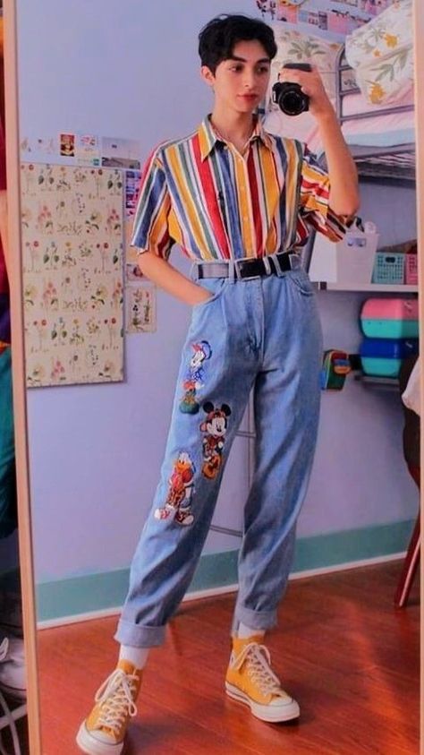 Gay Outfits, Outfits Colorful, Streetwear Chic, Gay Outfit, Androgynous Outfits, Casual Trends, Gay Fashion, Rainbow Outfit, People Clothes