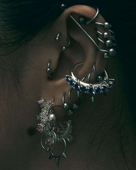 COVET US <3 💙💙 Ear cuff & ring combo with removable spike rings to wear as you feel 🩹⚙️🖲️ Online now & ready to ship ! Silver Hoop Earring, Spike Ring, Hoop Earring Set, Talk To The Hand, Ear Style, Cuff Ring, Silver Ear Cuff, Cuff Rings, White Noise