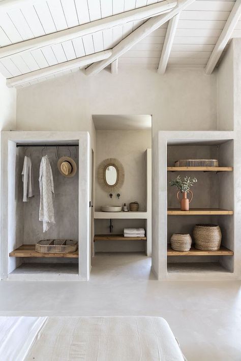 Wardrobe design for a perfect minimalist style bedroom Open Closet, House Inspo, Dream Home Design, 인테리어 디자인, House Inspiration, Summer House, White Walls, Bathroom Interior, Bedroom Interior