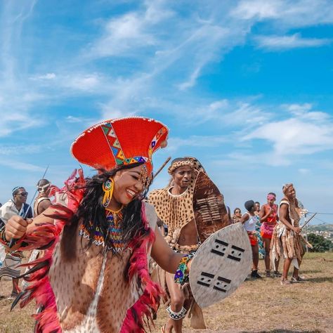 Zulu Bride, Traditional Headwear, Zulu Traditional Wedding, Zulu Traditional Attire, African Print Wedding Dress, Africa Traditional, Zulu Wedding, Zulu Bride Traditional Attire, Zulu Traditional Wedding Dresses