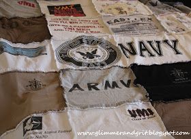 DIY T-Shirt Rag Quilt -fringe or no fringe ? ....if I ever get a sewing machine..or learn how to sew.. Rag Tshirt Quilt, Fringe Clothes, Tshirt Quilt Diy, Diy Blankets, Jersey Blanket, Sew Blankets, Tshirt Quilt Pattern, Shirt Blanket, Sewing Aesthetic