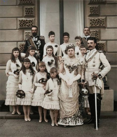 Queen Victoria's Daughters, Princess Beatrice Wedding, Formal Pictures, Coloured Photos, King For A Day, 22 January, 20 June, Vintage Brides, The Gilded Age