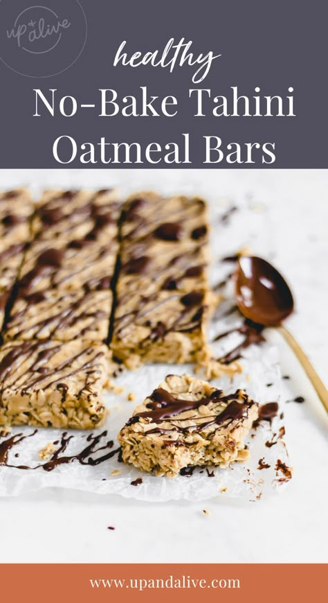 Healthy Oatmeal Bars, Breakfast Smoothie Healthy, Oatmeal Snacks, Oatmeal Bars Healthy, Oat Bar Recipes, Oatmeal Bars Recipes, Chocolate Oatmeal Bars, No Bake Oatmeal Bars, Bake Healthy