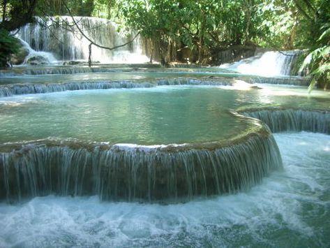 GETLOSTINASIA // the marvelous Kuang Si Waterfall Laos Nia Sultana, Laos Aesthetic, Twilight Princess Aesthetic, Legend Of Zelda Aesthetic, Zelda Aesthetic, Bangkok Photos, Elven Princess, Fairytale House, Game Aesthetic