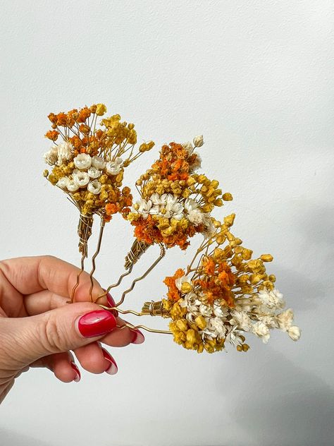 Dried Flower Hair Piece, Wedding Boho Hair, Summer Country Wedding, Bouquet Display, Country Wedding Ceremony, Floral Bridal Comb, Boho Hair Accessories, Floral Farm, Dried Flowers Diy