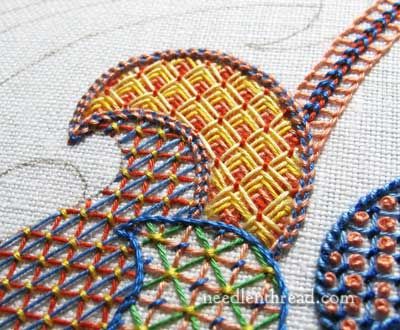 The amazing Mary Corbet's 'Battlement Couching' Bordado Jacobean, Couching Embroidery, Jacobean Embroidery, Embroidery Sampler, Crazy Quilting, Embroidery Stitches Tutorial, Learn Embroidery, Crewel Embroidery, Hand Embroidery Stitches