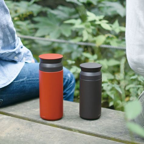 Dry Ice, Single Origin Coffee, Carbonated Drinks, Mineral Water, Black Travel, Travel Tumbler, Going On A Trip, Insulated Tumblers, Keep It Cleaner