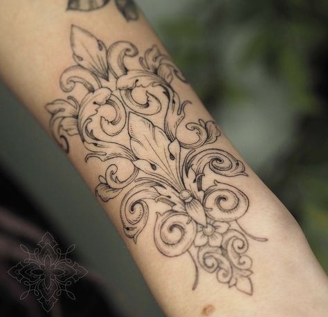 Thumb Tattoo Ideas, Filigree Tattoo Women, Baroque Tattoo Design, Ornamental Tattoo Design Arm, Ornamental Arm Tattoo, Gothic Ornament Tattoo, Filigree Tattoo Designs, Floral Ornamental Tattoo, Victorian Tattoo Ideas