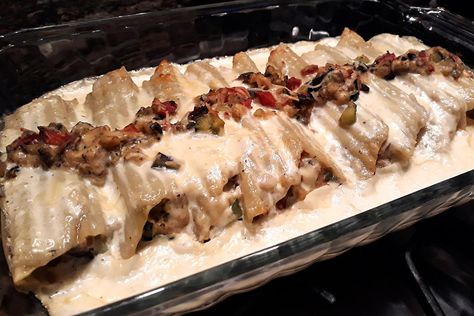 Vegetable Manicotti With Sherry Cream Sauce Is Worth the Prep Time #30secondmom Manicotti With White Sauce, Vegetable Manicotti, Stuffed Noodles Manicotti, How To Cook Frozen Manicotti, Manicotti Recipes, Manicotti With Meat Sauce, Meat Filled Manicotti, Sherry Cream Sauce, 30seconds Food