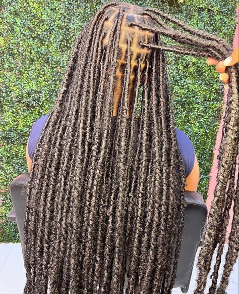 Knee Length Faux Locs, Colored Distressed Locs, 16 Inch Soft Locs, Island Locs Styles, Jamrock Locs, 30 Inch Locs, Locd Hair Styles Long, Textured Distressed Locs, Textured Locs Styles