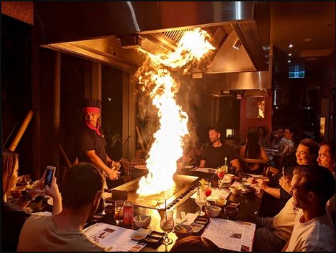 Teppanyaki Restaurants Live Cooking Restaurant, Teppanyaki Restaurants, Hibachi Restaurant, Restaurant Experience, Cool Fish Tanks, Cooking Restaurant, Cool Fish, Chefs Table, Relaxing Activities