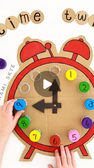 Clock Crafts For Kids, Countdown To New Year, Instrument Craft, Clock Craft, Play Hacks, Playbased Learning, School Activity, Math Projects, Learn Crafts