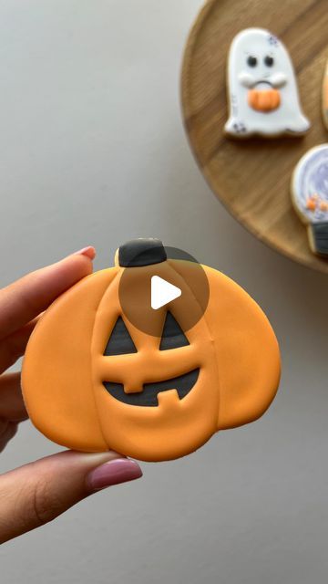 Sana Sodawala on Instagram: "It’s not Spooky Season without an orange pumpkin! Learn how to decorate this biscuit in my new online decorating class - link in bio to check it out 🎃✨" Orange Pumpkin, Halloween Cookies, How To Decorate, Pumpkin Orange, Spooky Season, Cookie Decorating, Check It Out, Biscuits, Link In Bio