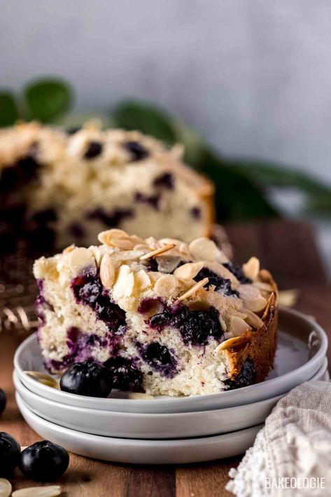 This delicious blueberry almond cake is light and flavorful, packed with juicy pops of fresh of blueberries. It is very easy and quick to prepare – perfect for breakfast or for an afternoon tea and coffee break! My recipe post has helpful step-by-step photos to guide you in making this recipe.Note: I used a stand mixer to make this but you can also use a hand mixer. The mixing time might be a bit longer though. Blueberry Almond Cake, French Pastries Recipes, Pastries Recipes, One Layer Cakes, Easy Blueberry, Almond Cake, Blueberry Cake, Blueberry Recipes, Springform Pan