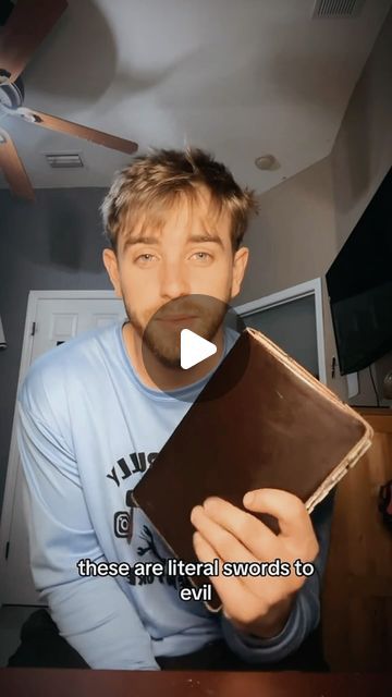 FOLLOW KING JESUS on Instagram: "⚔️ USE THE WORD OF GOD 📖✝️

Video: jtsmith80

#christianity #bible #wordofgod #God #JesusChrist #faith #truth #bibleverse" Daily Bible Scriptures, Bible Emergency Numbers, Bible Videos, Bible Video, Soul Contract, Motivational Bible Verses, Powerful Scriptures, Christian Quotes Prayer, Bible Love