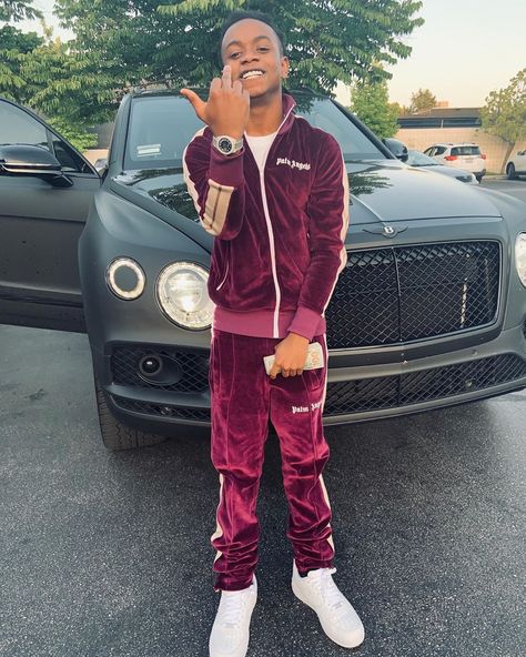 Cortez Tracksuit, Men Aesthetic Outfits, Uk Drip, Gangster Style, Drippy Fits, Drippy Outfit, Light Skin Men, Black Men Fashion Casual, Drip Outfit Men