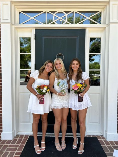 smu pi beta phi initiation Sorority Initiation, College Pics, Sorority Recruitment Outfits, Recruitment Outfits, Big Lil, Pi Phi, Pi Beta Phi, Sorority Recruitment, College Life