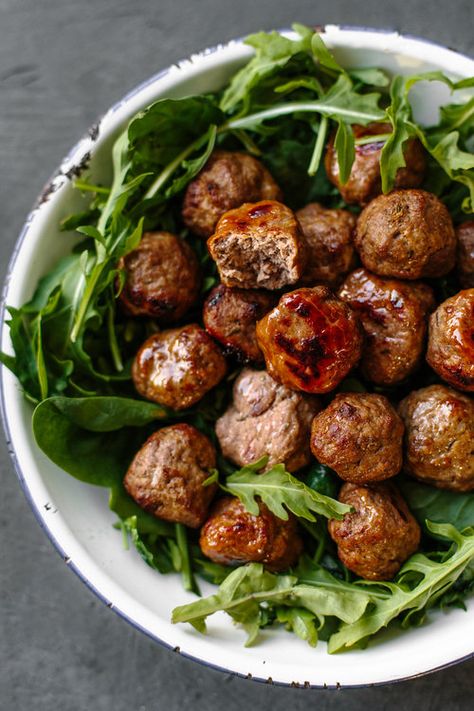 Beef Liver Meatballs, Lamb Liver Recipes, Liver Meatballs, Life Of Pie, Chicken Liver Recipes, Ancestral Nutrition, Liver And Onions, Functional Nutrition, Liver Recipes