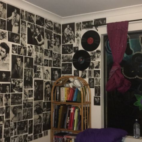 When Elvis Presley is life Retro Room Ideas Bedroom, Retro Room Ideas, Punk Room, Retro Room, Graceland, Room Ideas Bedroom, Aesthetic Room, Elvis Presley, Bedroom Inspirations